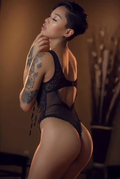 Latina Big Booty Bbw naked archive