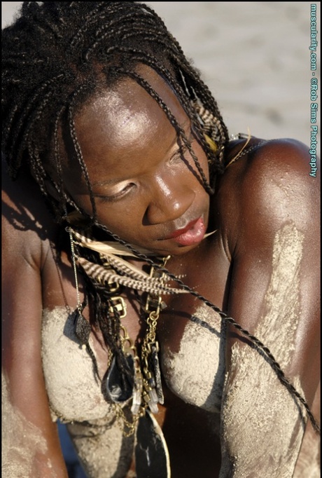African Rubita hot nude photo