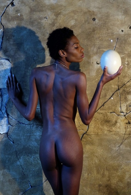 Brazzilian Tyra free nude gallery