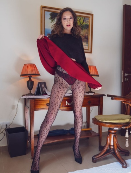 Isabela Soncini star sexy photos