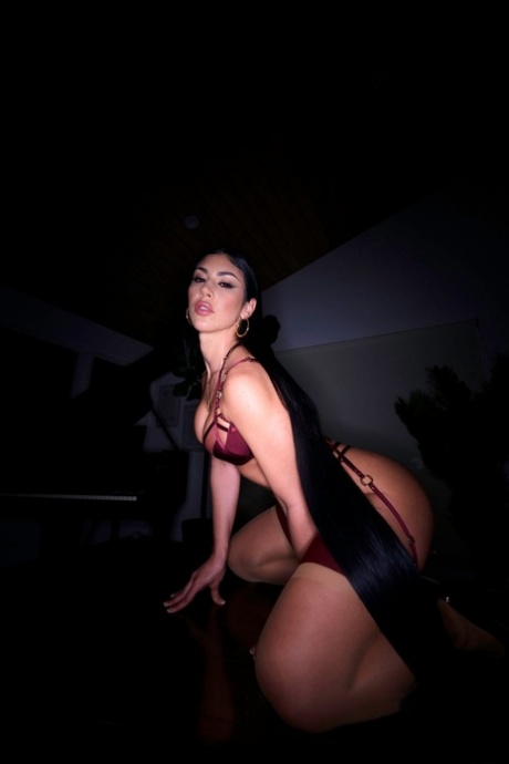 Latina Mulatta beautiful naked pics