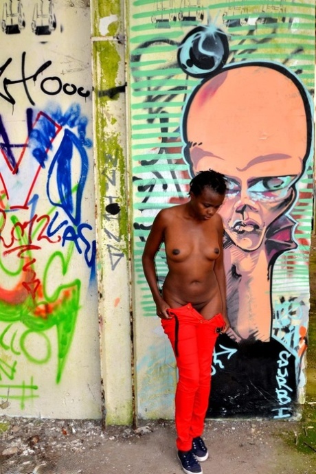 Brazzilian Extreme Cum hot nude picture