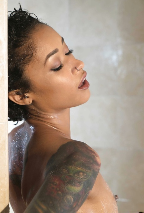 African Gilf Homemade hot sex photo