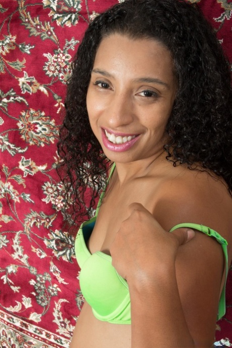Brazzilian Stacie Lane Squirting free naked image