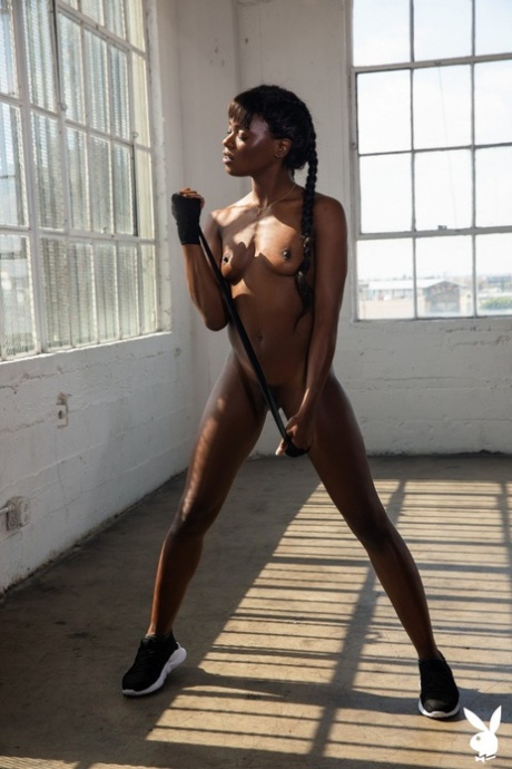 African Teen Neighbor 18+ beautiful nude pictures
