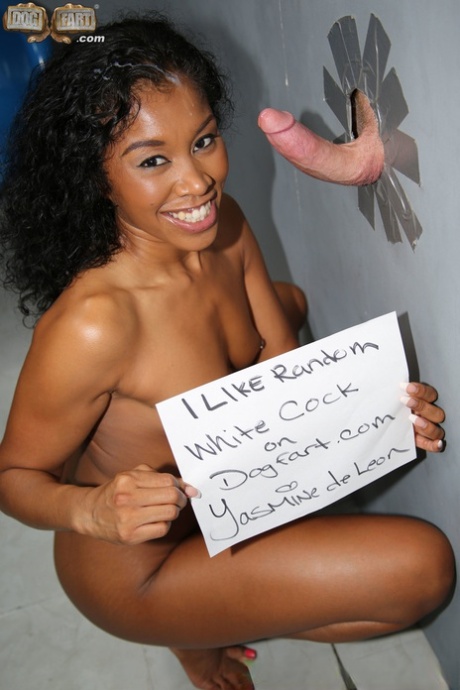 Brazzilian Angelina White sexy naked pics