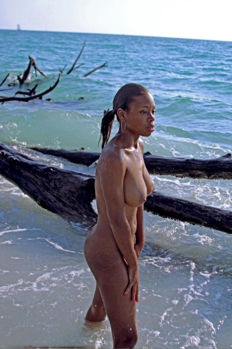Latina Jamaica B free nude archive