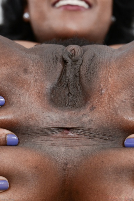 Brazzilian Mushroom Head hot porn pics