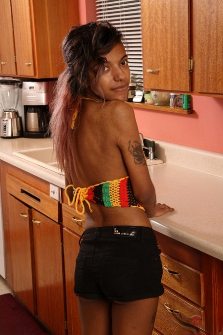 Black Jewish Mom hot picture