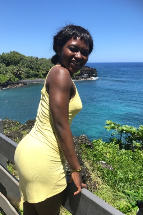 African Lia Lin Anal free sexy photos