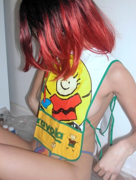 Brazzilian Bald Girl xxx pics